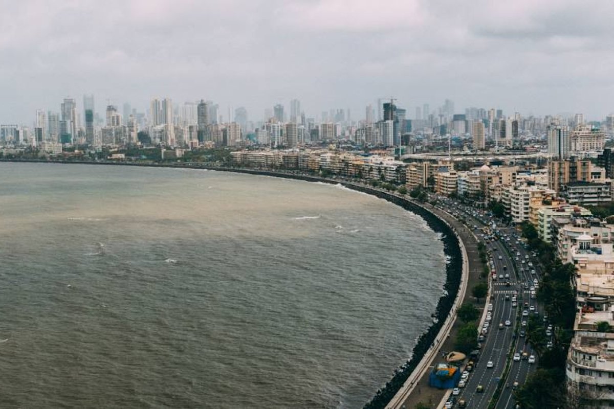 Dental clinics in Mumbai, India