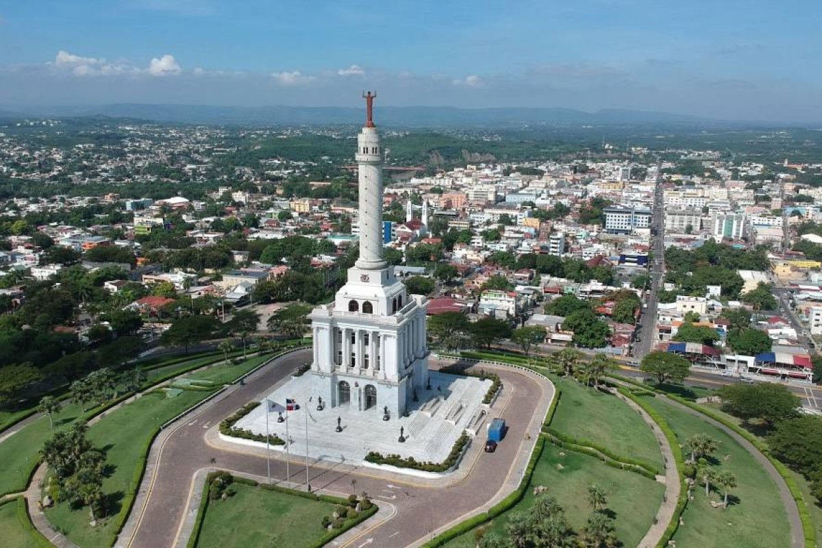 Dental clinics in Santiago, Dominican Republic