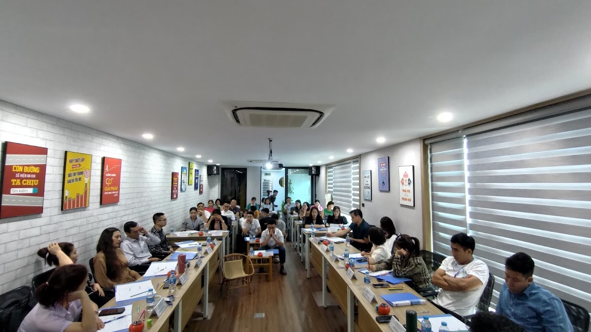 Khong Gian Sang Tao 1102 Long Bien dental clinic