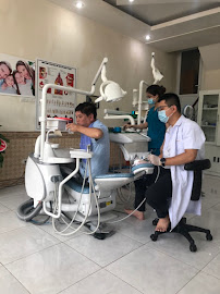 PHÒNG KHÁM NHA KHOA EMAX