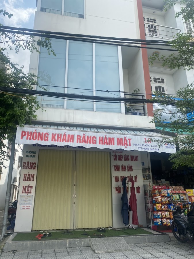 Chinh Nha BS Minh Da Nang dental clinic