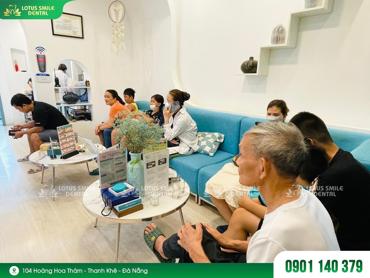 Bac Sy Rang Ham Mat Dieu Trang dental clinic