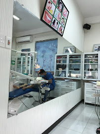 Dong Tay Hoi Ngo Dental Clinic