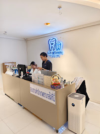 Let's Smile Dental Clinic in Bangkok