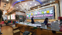 Phrakhanong Skytrain Dental Clinic