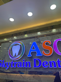 Skytrain Dental Clinic