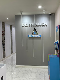 Dente Align Clinic คลินิกทันตกรรมเดนเต้ อไลน์ (Invisalign Diamond Provider)