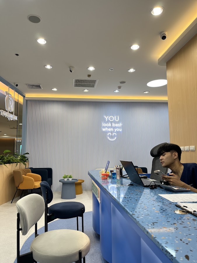 Smile Seasons Dental Clinic dental clinic in Bangkok