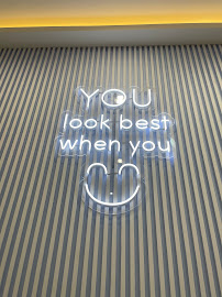คลินิกทันตกรรม Smile Seasons Silom Complex