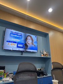 คลินิกทันตกรรม Smile Seasons Silom Complex
