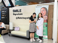 Smile Signature Ratchayothin Dental คลินิกทันตกรรม สไมล์ ซิกเนเจอร์ เมเจอร์ รัชโยธิน