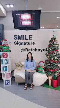 Smile Signature Ratchayothin Dental คลินิกทันตกรรม สไมล์ ซิกเนเจอร์ เมเจอร์ รัชโยธิน