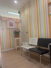 คลินิกฟันดี - FUN D Dental Clinic