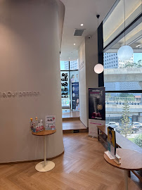 Dr.punjun dental clinic คลินิกทันตกรรมหมอปั้นจั่น จัดฟัน ทำฟัน วีเนียร์ รากเทียม BTS พหลโยธิน 24-ตึก Ratchayothin hill