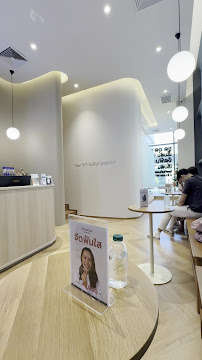 Dr.punjun dental clinic คลินิกทันตกรรมหมอปั้นจั่น จัดฟัน ทำฟัน วีเนียร์ รากเทียม BTS พหลโยธิน 24-ตึก Ratchayothin hill