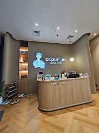 Dr.punjun dental clinic คลินิกทันตกรรมหมอปั้นจั่น จัดฟัน ทำฟัน วีเนียร์ รากเทียม BTS พหลโยธิน 24-ตึก Ratchayothin hill
