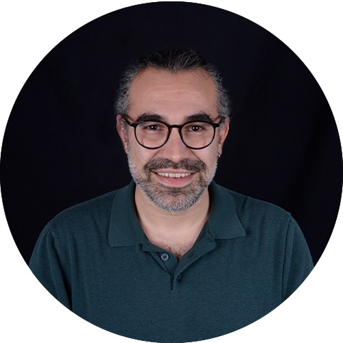 Implant-Focused Dentist Berkay Sakin - Advanced Surgical Implantology