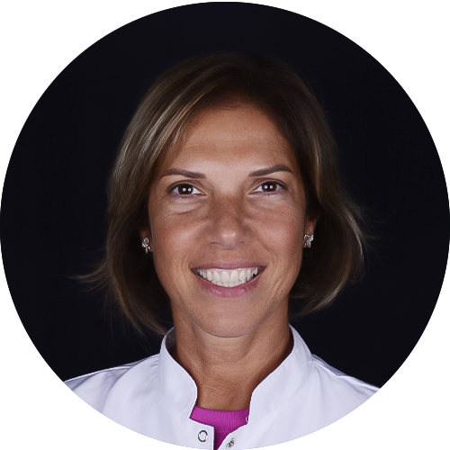Senior Aesthetic Dentist Aslı Yalçınkaya - Smile Design and Prosthetic Rehabilitation