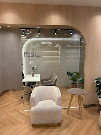 Dentajoy Bangna (เดนต้าจอย สาขาบางนา) จัดฟันใส Invisalign จัดฟัน Brava BRIUS ฟอกสีฟัน รากเทียม Implant Veneer