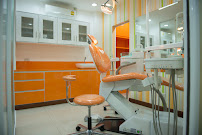 Udomsuk Skytrain Dental Clinic