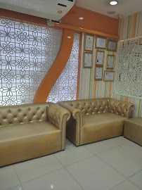 Udomsuk Skytrain Dental Clinic