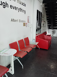 MOS Dental Clinic Udomsuk