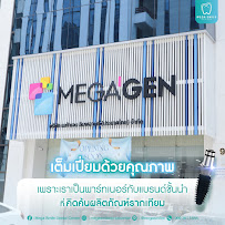 Mega Smile Dental Center in Bangkok