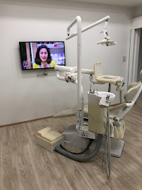 คลินิกทันตกรรม แอ๊บโซลูท Absolute Dental Clinic