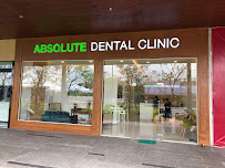 คลินิกทันตกรรม แอ๊บโซลูท Absolute Dental Clinic
