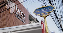 Bros Dental Clinic in Bangkok