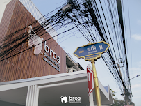 Bros Dental Clinic