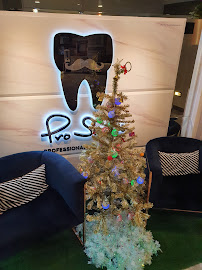 Prosmiles Dental Clinic Rama IX | คลินิคทันตกรรม โปรสไมล์ ทำฟัน จัดฟัน รักษาฟัน พระราม 9