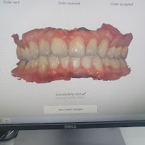 Brighter Smile Dental Clinic (BSDC วงเวียนใหญ่)