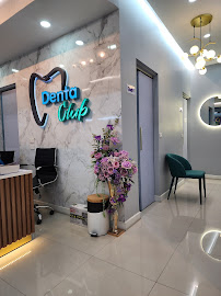 คลินิกทันตกรรมเดนต้าคลับ Dentaclub Dental Clinic (BigC Rama4) จัดฟันใสInvisalign รากเทียม วีเนียร์ จัดฟัน รักษารากฟัน ทำฟัน
