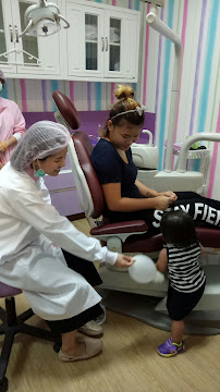 Onnut Skytrain Dental Clinic - คลินิกทันตกรรมอ่อนนุชสกายเทรน (โลตัสอ่อนนุช สุขุมวิท 50)