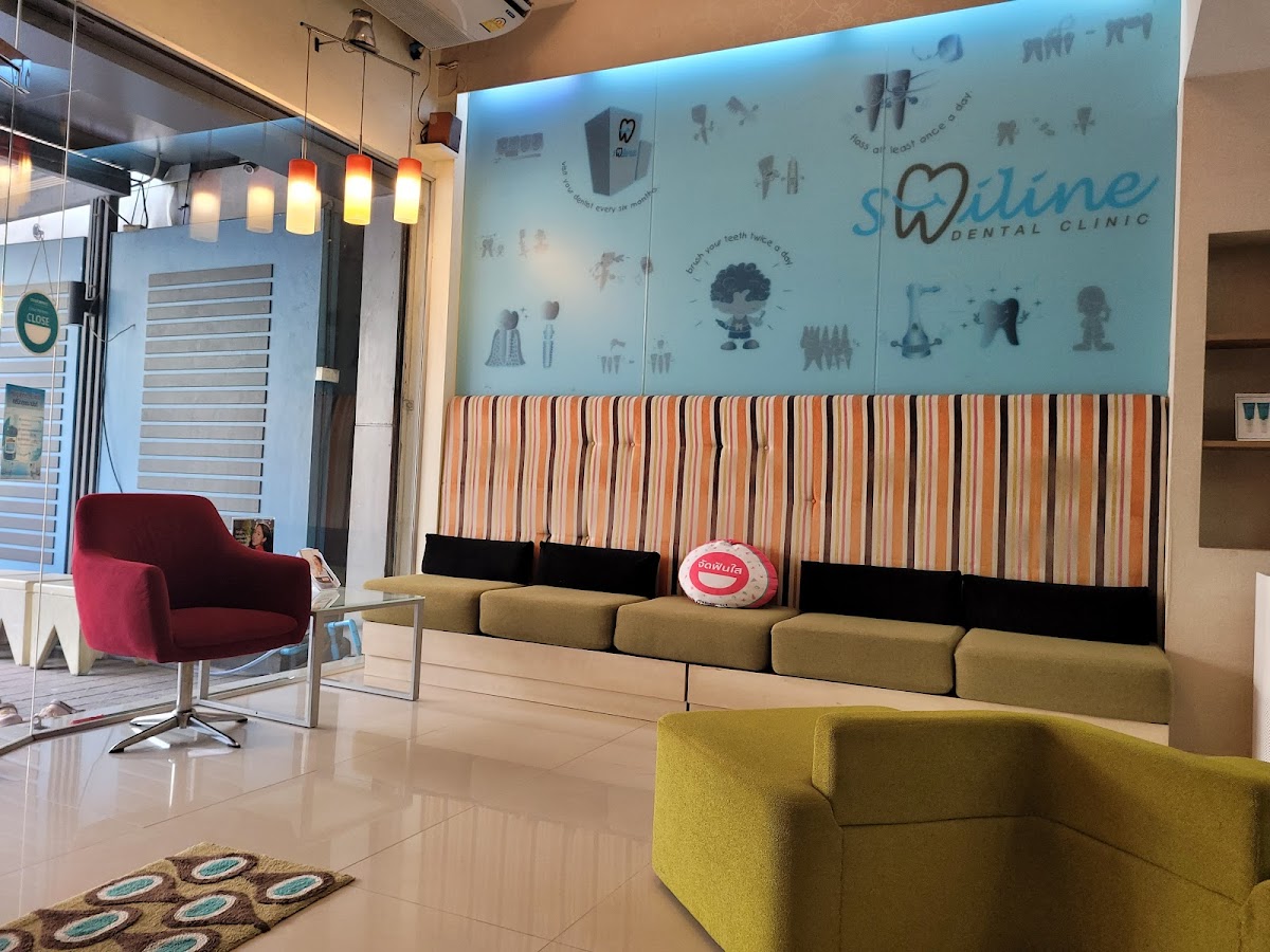 Smiline Dental Clinic dental clinic in Bangkok