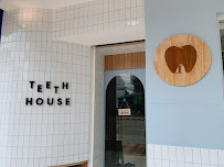 Teeth House Dental Clinic in Bangkok