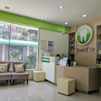 คลินิกทันตกรรมเดนท์ อาร์ อัส จัดฟัน รากเทียม ทำฟัน ลาดพร้าว เสนา โชคชัย 4 (Dent R'Us Dental Clinic)