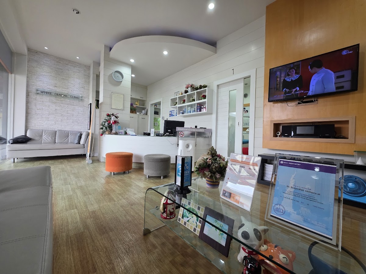 White Dental Clinic dental clinic in Bangkok