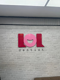 LOL Dentist พระโขนง ทำฟัน จัดฟัน