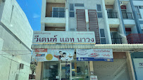 V-Dent at Nawong Dental Clinic in Bangkok