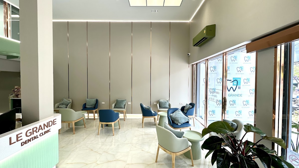 Le Grande Dental Clinic dental clinic in Bangkok