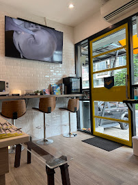 Smile Theory Dental Clinic in Bangkok