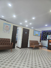 คลินิกทันตกรรมแอทโฮม (At Home Dental Clinic)