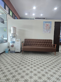 คลินิกทันตกรรมแอทโฮม (At Home Dental Clinic)