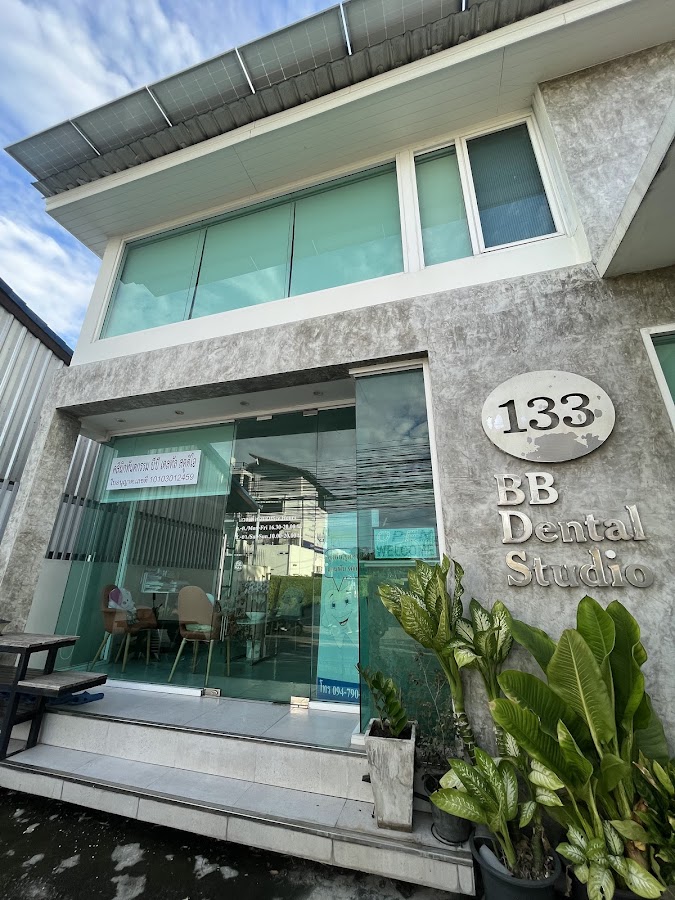BB Dental Studio dental clinic in Bangkok