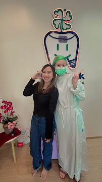 Dentiluck Dental Clinic เด้นท์ที่รักษ์ รากเทียม ฟันปลอม จัดฟัน ทำฟัน ฟอกฟัน ขูดหินปูน อุดฟัน รักษารากฟัน