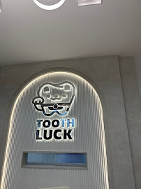 Tooth Luck Dental Clinic BKK คลินิกทันตกรรมทูธลักค์ ทำฟัน จัดฟัน กรุงเทพ-นนทบุรี