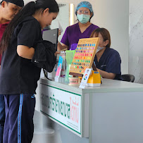 Peach Dental Clinic สาขาหอนาฬิกาท่าน้ำนนท์