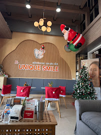 the unique smile dental clinic & cafe คลินิกทันตกรรม เดอะ ยูนีค สไมล์